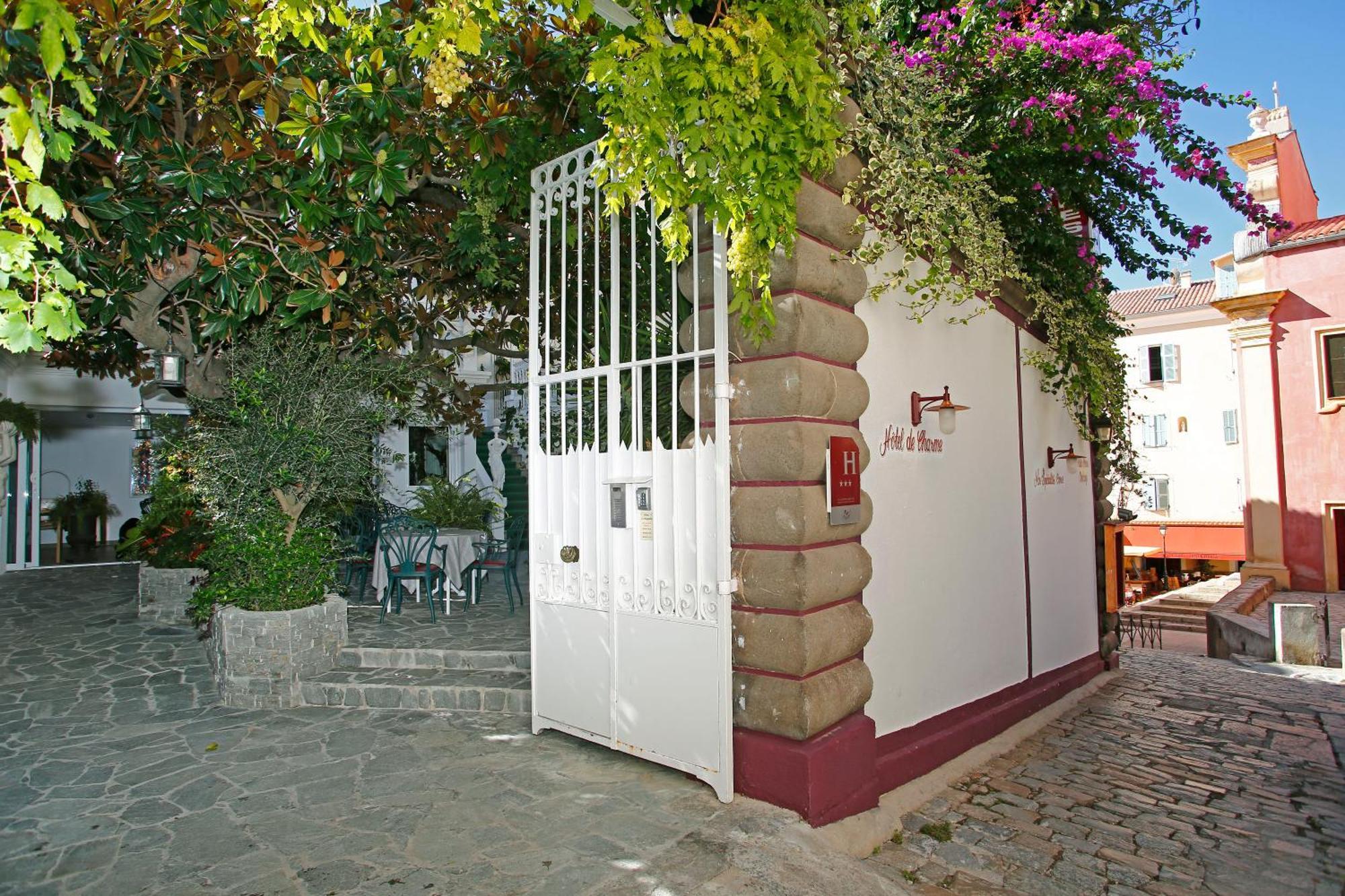 Hotel Le Magnolia Calvi  Esterno foto