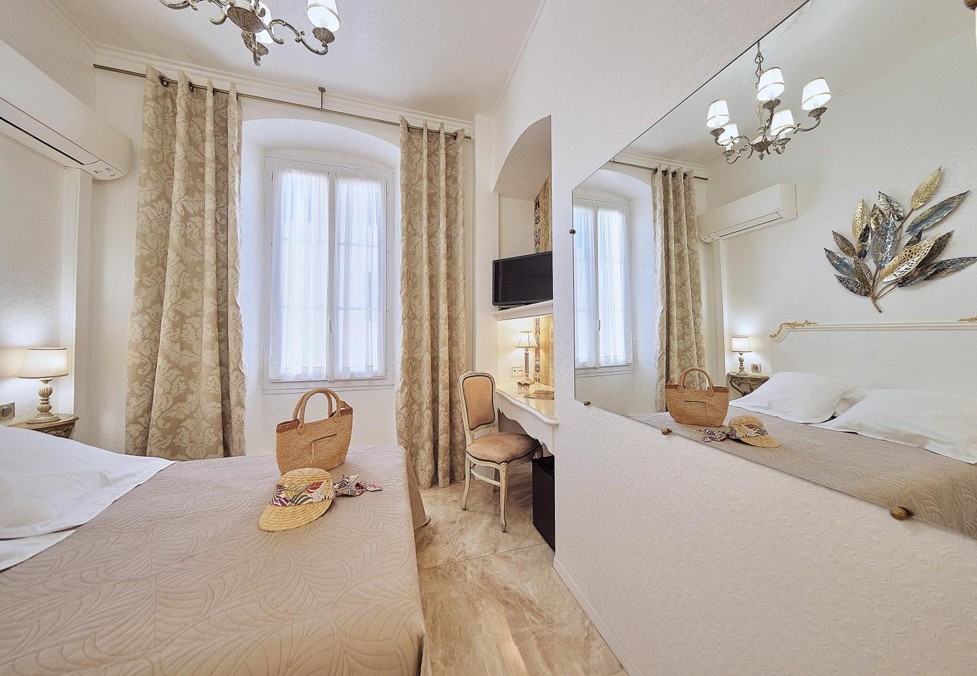 Hotel Le Magnolia Calvi  Esterno foto